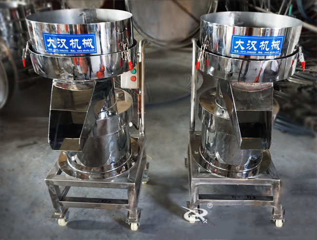 450型過濾篩機實拍：單層過濾篩過濾，多用于液體物料的使用。